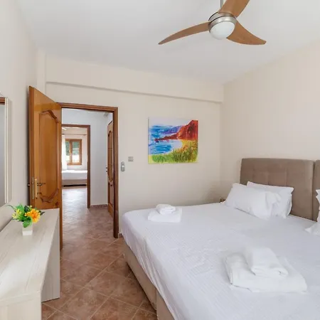 Sani Dream Villa *