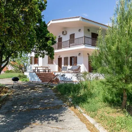Sani Dream Villa